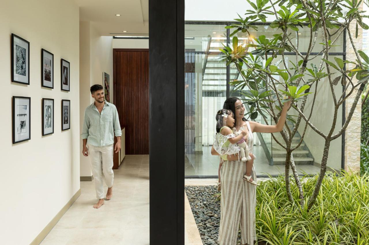Melia Ho Tram Beach Resort Dış mekan fotoğraf A family at their home in Hyderabad